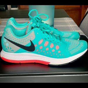 SOLD - Nike Running Shoes